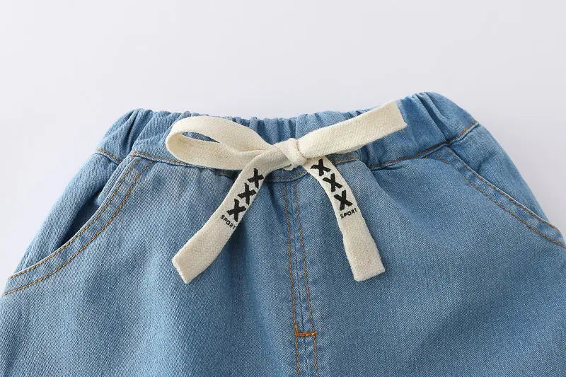 Conjunto Infantil Verão - Camiseta Foguete e Shorts Listrado (2 Peças)