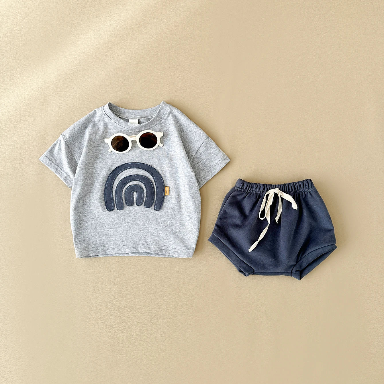 Conjunto Bebê Arco-Íris Verão - Camiseta e Shorts