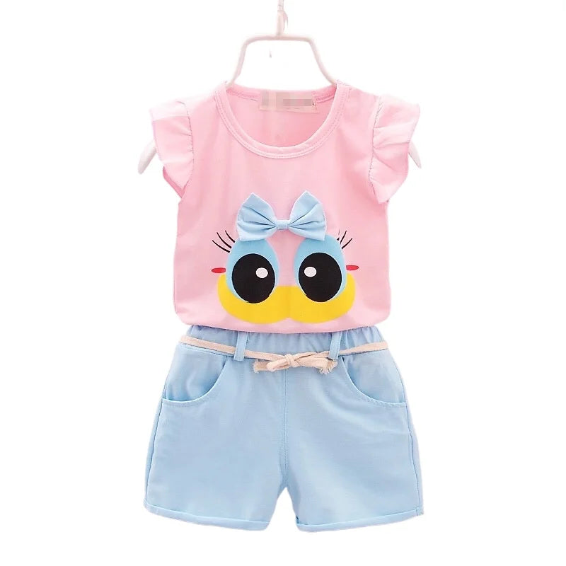 Conjunto infantil de colete e shorts, perfeito para o verão. Conforto e estilo para meninas de 1 a 4 anos. Compre agora!