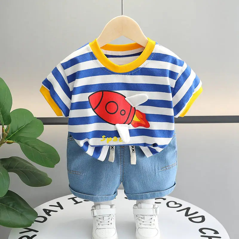 Conjunto Infantil Verão - Camiseta Foguete e Shorts Listrado (2 Peças)