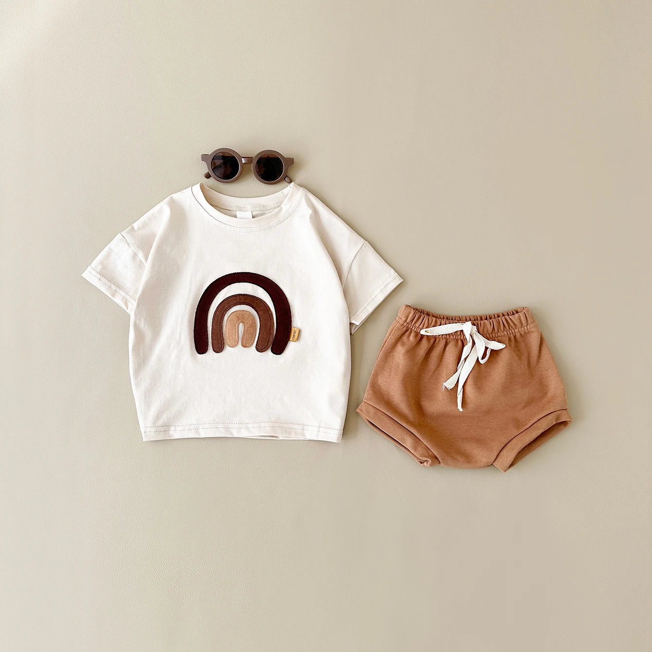 Conjunto Bebê Arco-Íris Verão - Camiseta e Shorts