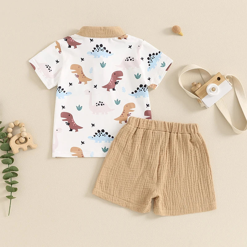 Conjunto Bebê Menino - Camiseta com Gola Padre e Estampa de Dinossauro com Shorts