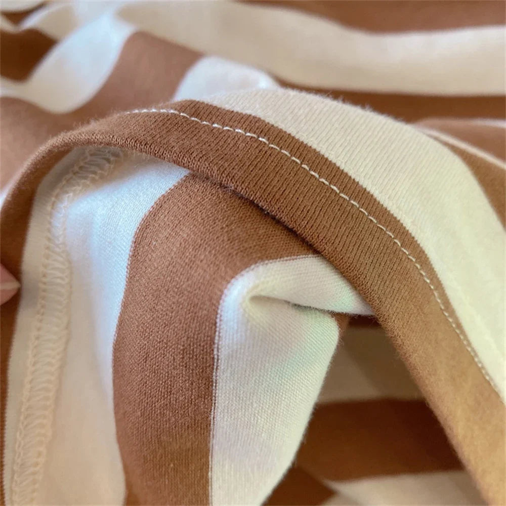 Conjunto Infantil de Regata e Shorts Listrados - Estilo Casual e Elegante