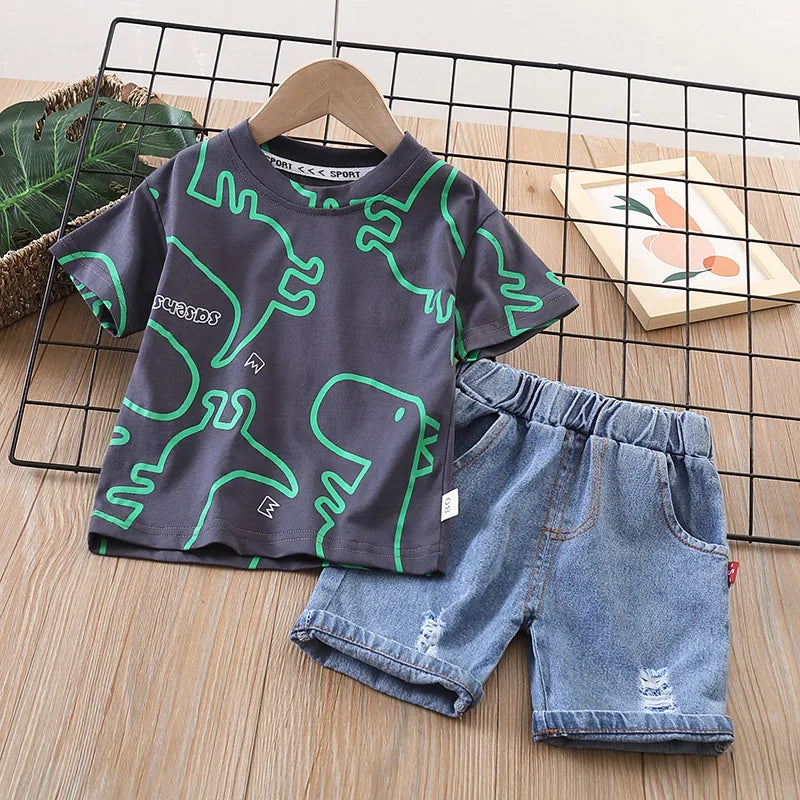 Conjunto Infantil Verão - Camiseta e Shorts Estampa Dinossauro (2 Peças)