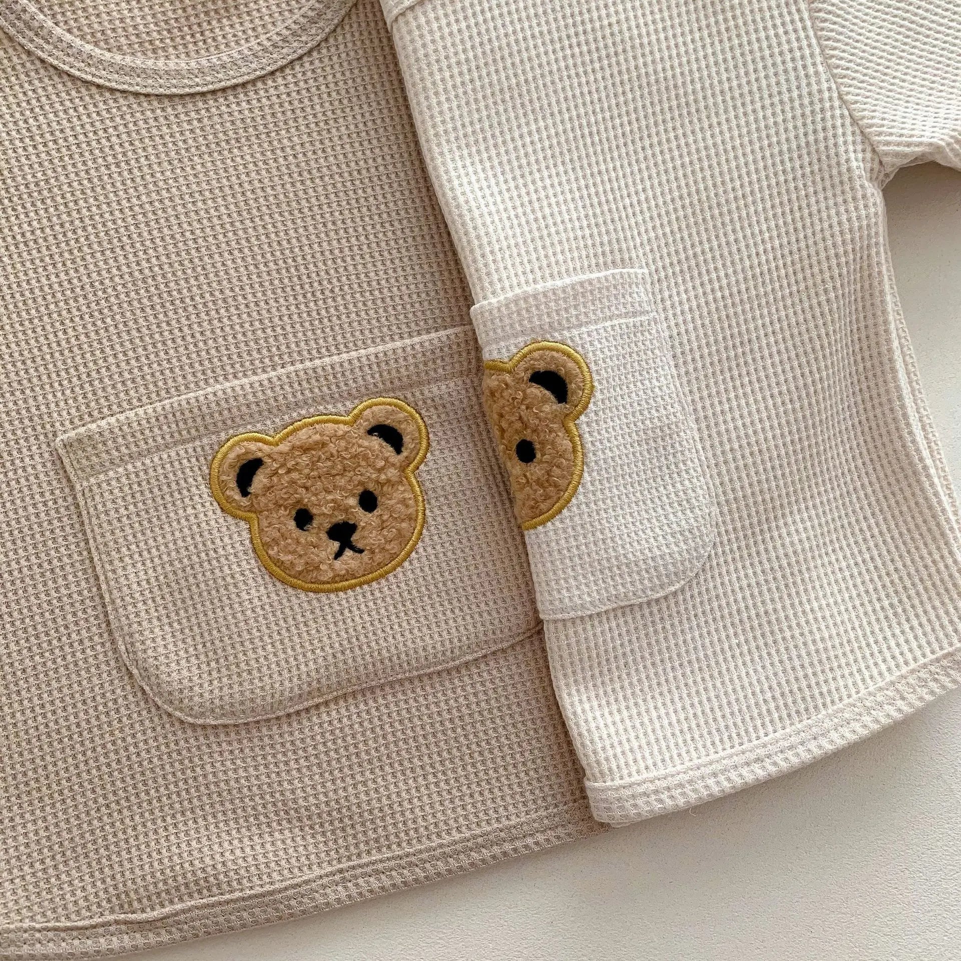 Conjunto Infantil Verão - Camiseta Waffle com Bolso e Shorts (2 Peças)