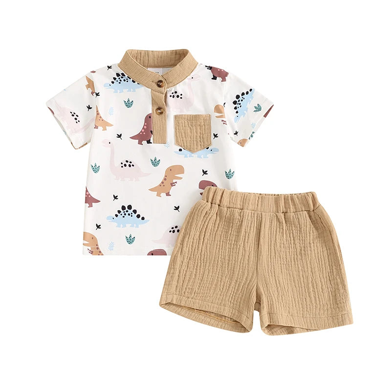 Conjunto Bebê Menino - Camiseta com Gola Padre e Estampa de Dinossauro com Shorts, a roupa perfeita para deixar o seu bebê ainda mais charmoso e confortável! O conjunto inclui uma camiseta com gola padre e uma estampa divertida de dinossauro, combinada com um shorts para completar o look. Feito com materiais de alta qualidade, garantindo o conforto e a durabilidade.