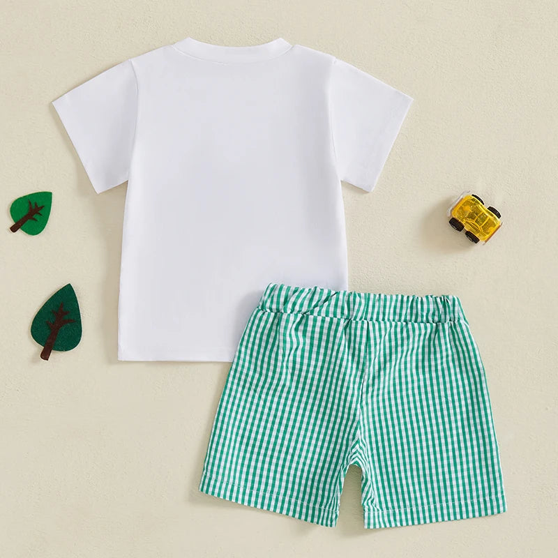 Conjunto Bebê Menino - Camiseta Bordado Trator e Shorts Xadrez (2 Peças)