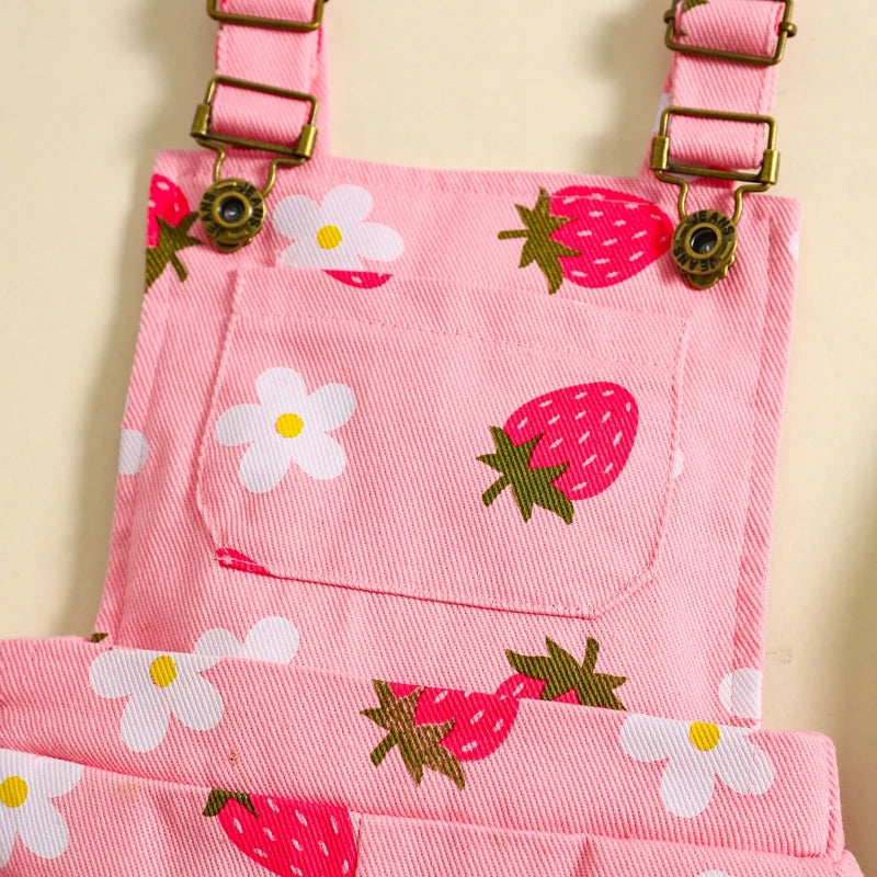 Jardineira Infantil Menina - Jeans com Estampa de Flores e Morangos