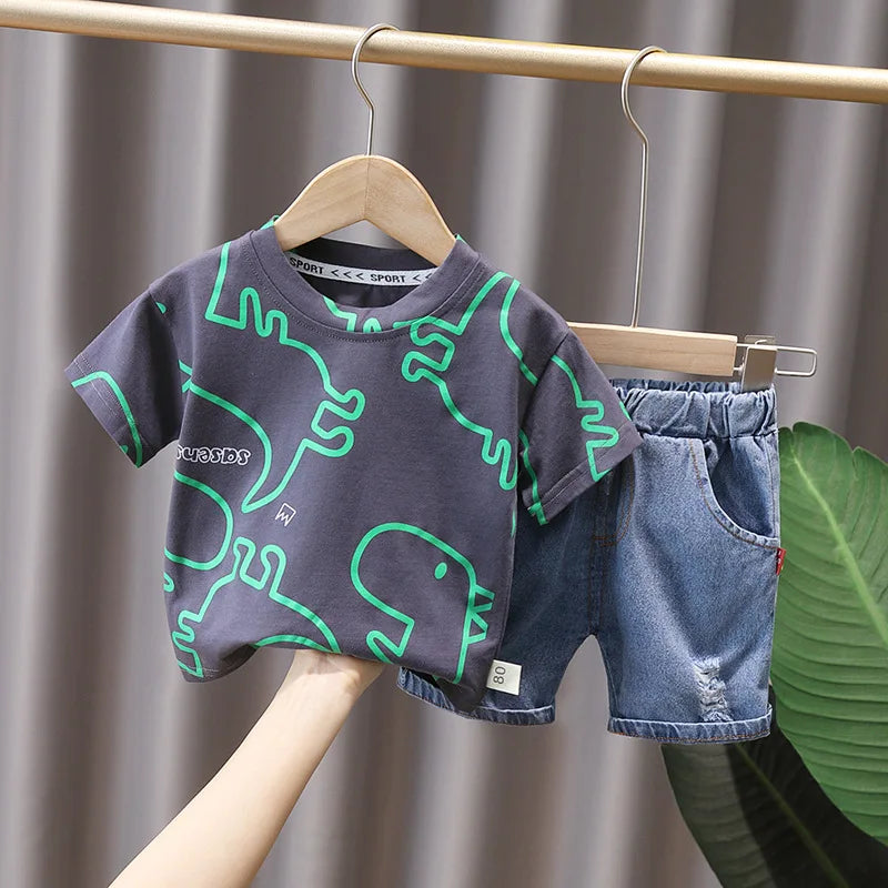 Conjunto Infantil Verão - Camiseta e Shorts Estampa Dinossauro (2 Peças)