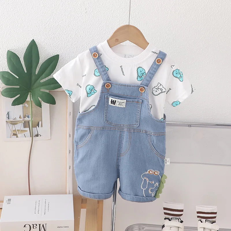 Conjunto Infantil Verão - Camiseta Estampada e Shorts com Alças (2 Peças)