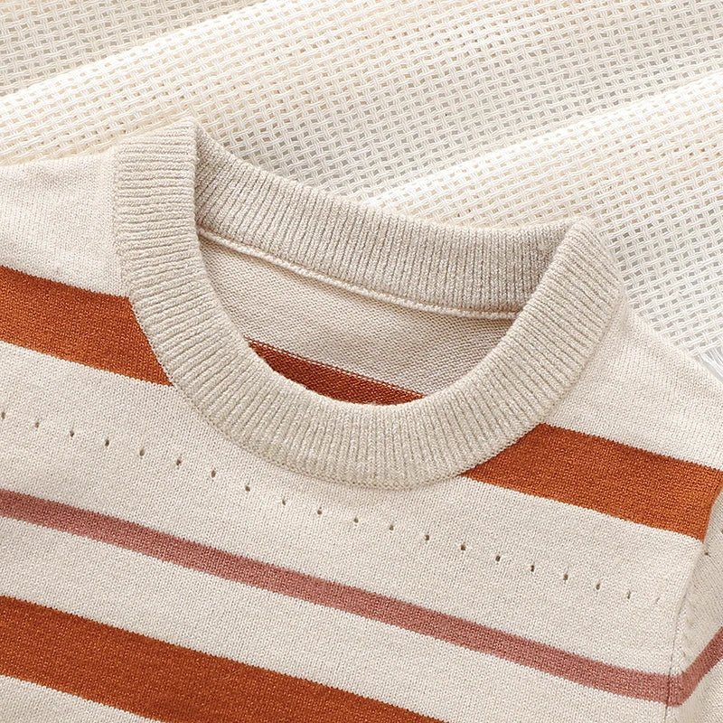 Conjunto Infantil Verão Listrado - Camiseta e Shorts