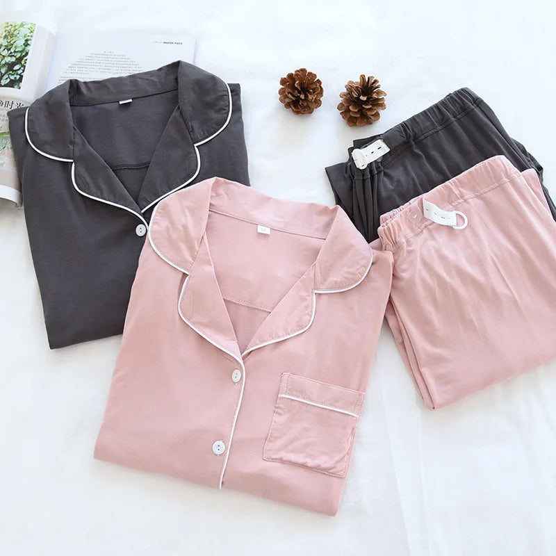 Pijama Pós Parto e Amamentação.