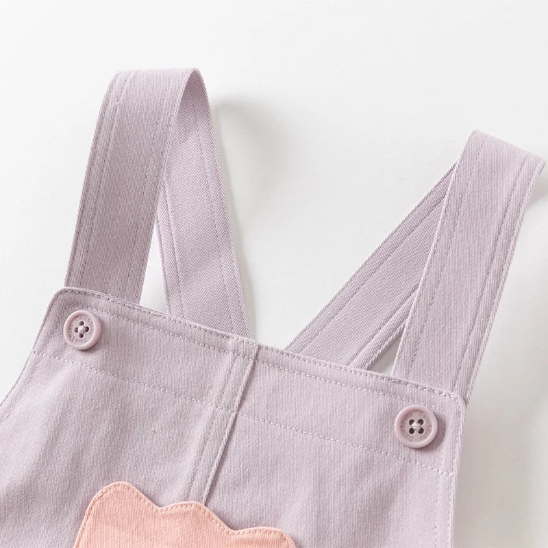 Vestido Jardineira Infantil Lilás - Flor com Coelhinho Fofo