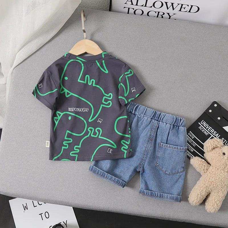 Conjunto Infantil Verão - Camiseta e Shorts Estampa Dinossauro (2 Peças)