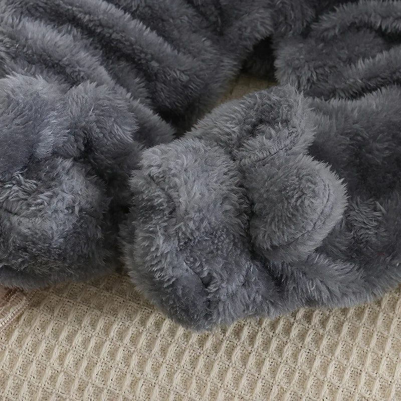 Macacão Peluciado para Bebê – Quentinho com Estampa Fofa