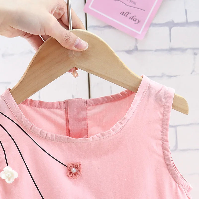 Vestido Infantil de Renda Sem Mangas - Doce e Casual