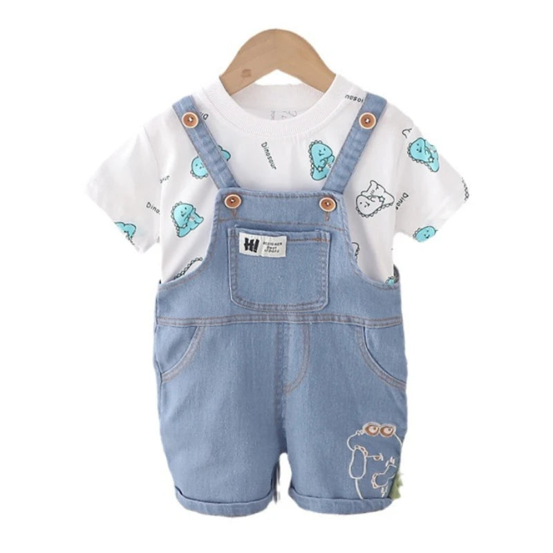 Conjunto Infantil Verão - Camiseta Estampada e Shorts com Alças (2 Peças), prepare seu pequeno para muita diversão no verão com esse conjunto de 2 Peças! Feito com tecido leve e confortável, este conjunto vai manter seu filho fresco e estiloso. Perfeito para dias ensolarados e brincadeiras ao ar livre! Não perca!