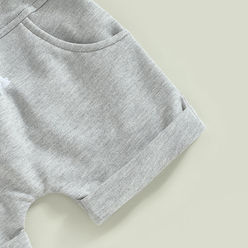 Conjunto Bebê Menino - Camiseta Mama's Boy e Shorts