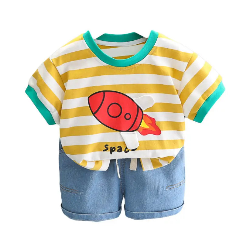 Conjunto Infantil Verão - Camiseta Foguete e Shorts Listrado (2 Peças)