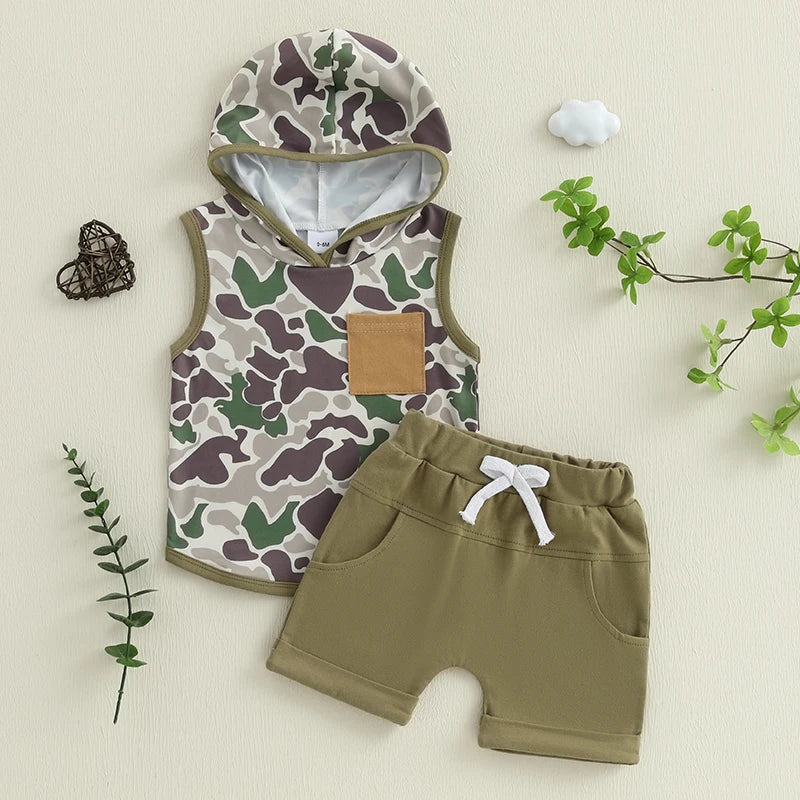 Conjunto Infantil Menino - Regata Camuflada com Capuz e Shorts com Cós Elástico