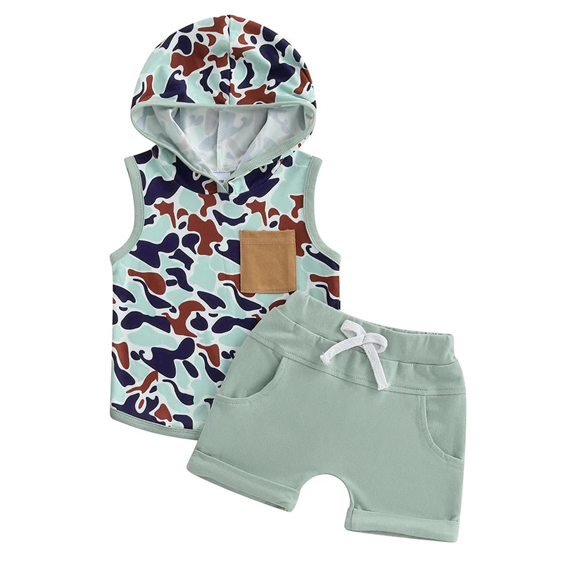 Conjunto Infantil Menino - Regata Camuflada com Capuz e Shorts com Cós Elástico