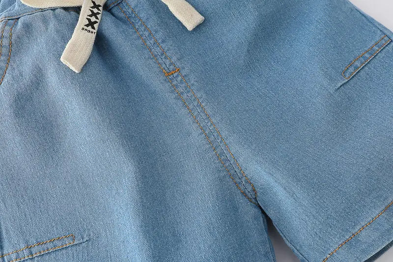 Conjunto Infantil Verão - Camiseta Foguete e Shorts Listrado (2 Peças)