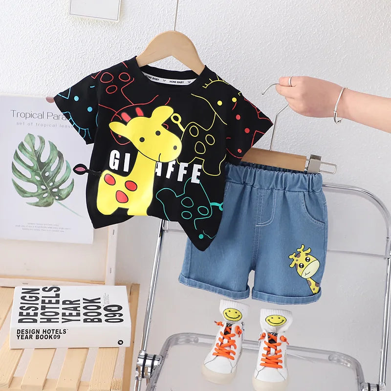 Conjunto Infantil Camiseta Girafa e Shorts Jeans