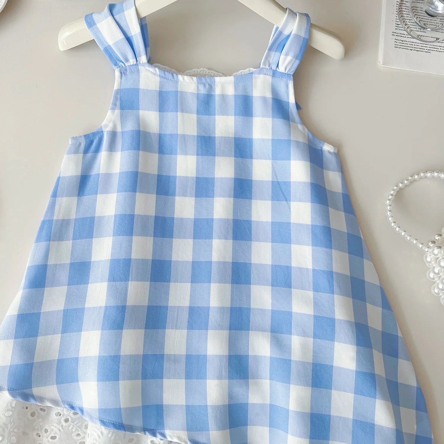 Vestido Infantil Xadrez Sem Mangas com Chapéu