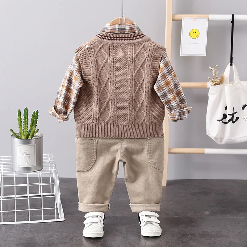 Conjunto Infantil Masculino 3 Peças - Camisa Xadrez + Colete + Calça para Primavera e Outono