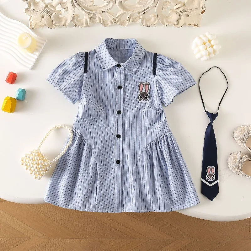 Vestido Infantil Listrado com Lapela e Bordado Preppy