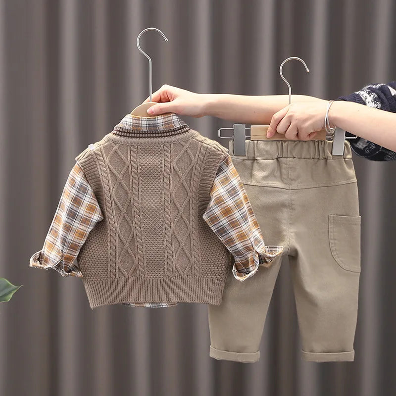 Conjunto Infantil Masculino 3 Peças - Camisa Xadrez + Colete + Calça para Primavera e Outono